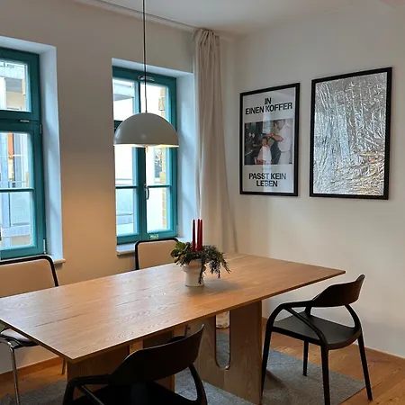 Design In Hinterhof-remise *