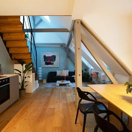 Apartment Design In Hinterhof-remise