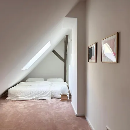 Design In Hinterhof-remise Λειψία