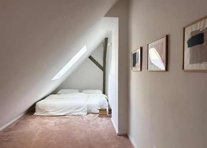 Design In Hinterhof-remise Λειψία